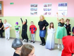 b_1024_768_0_00_images_2023_2024_Swietlica_Bajkowe_Swieto_402300290_805317104729573_7035288122479815189_n